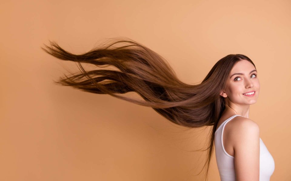 cheveux très longs